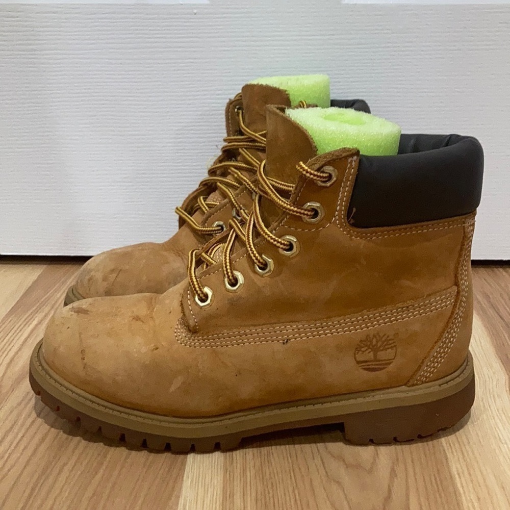 TIMBERLAND
6IN Classic Waterproof Boot